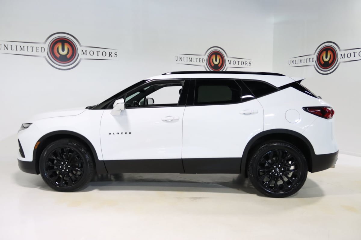 Used 2022 Chevrolet Blazer LT w/ Sound & Technology Package AWD/4WD image 25