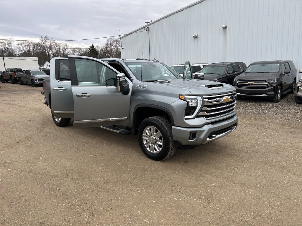 Certified 2025 Chevrolet Silverado 2500 High Country w/ High Country Premium Package image 33