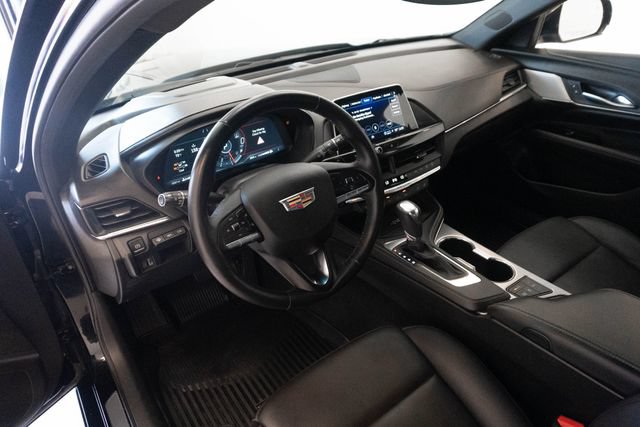 Used 2025 Cadillac CT4 Premium Luxury w/ LPO, Exterior Accent Package RWD image 3
