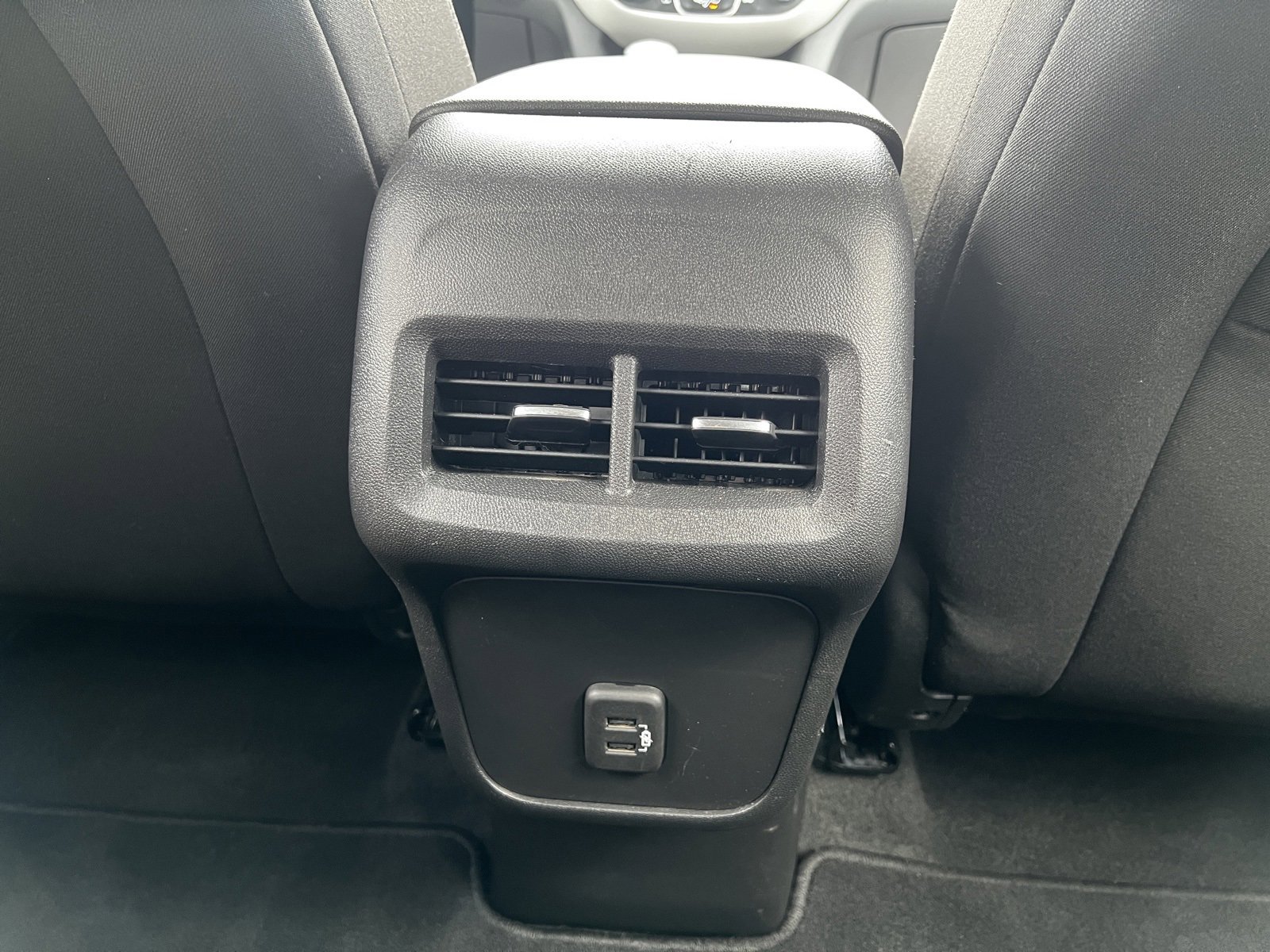 Used 2022 Chevrolet Equinox LS w/ LS Convenience Package image 11