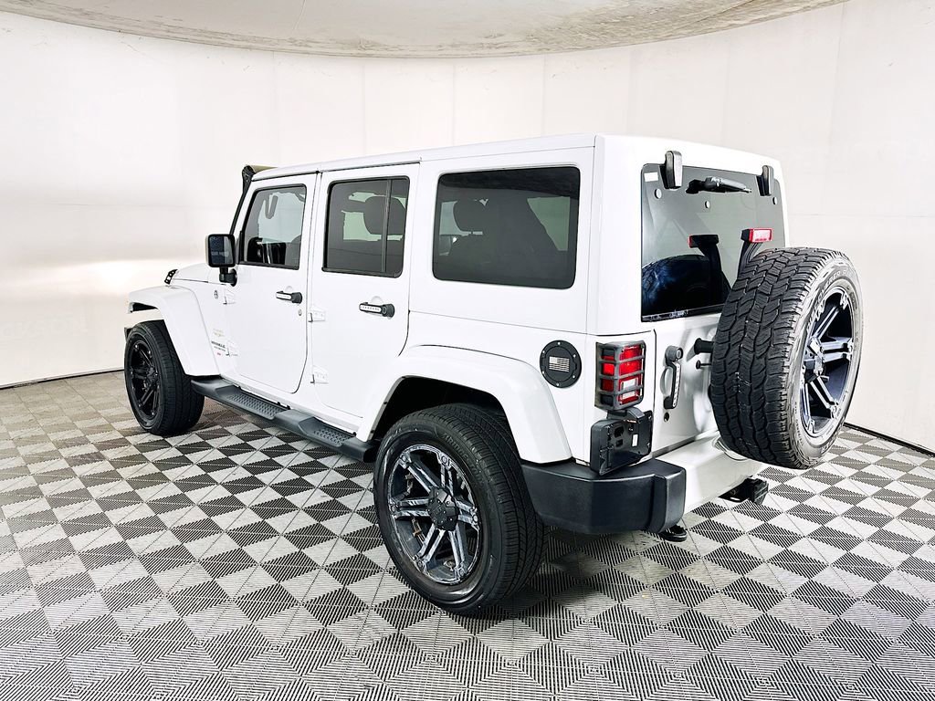 Used 2014 Jeep Wrangler Unlimited Sahara w/ Connectivity Group image 4