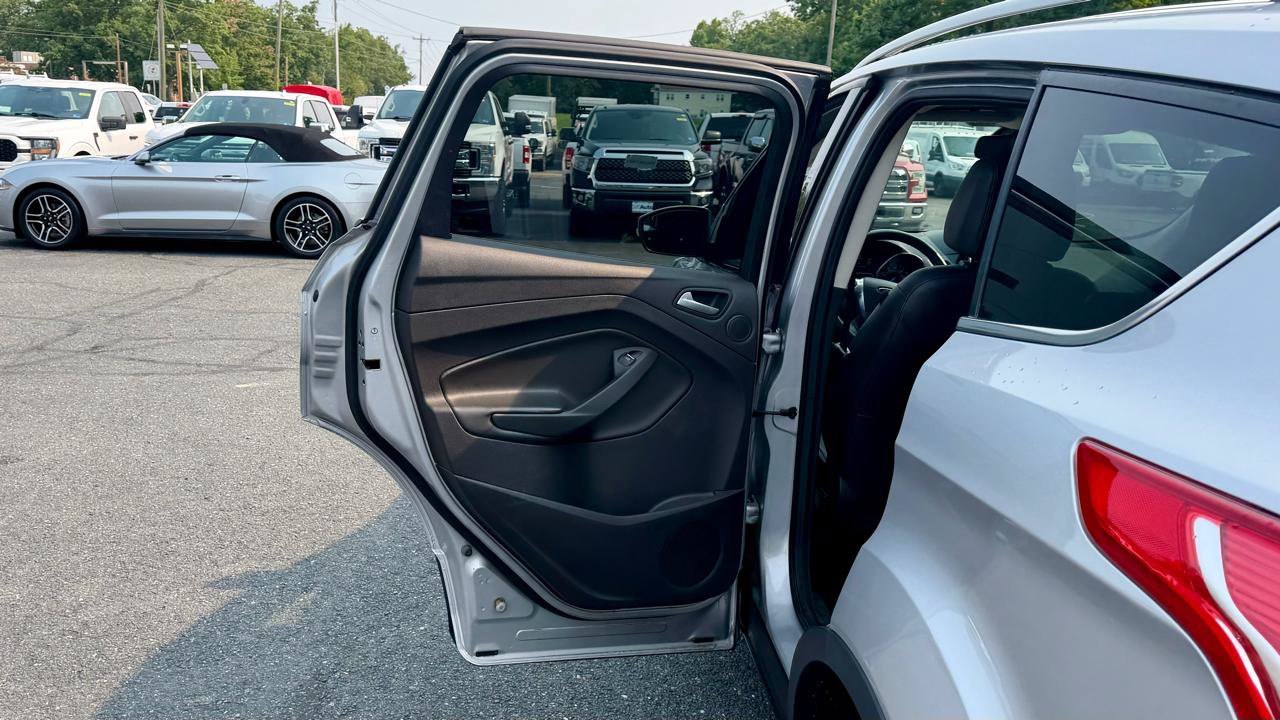 Used 2014 Ford Escape Titanium AWD/4WD image 15