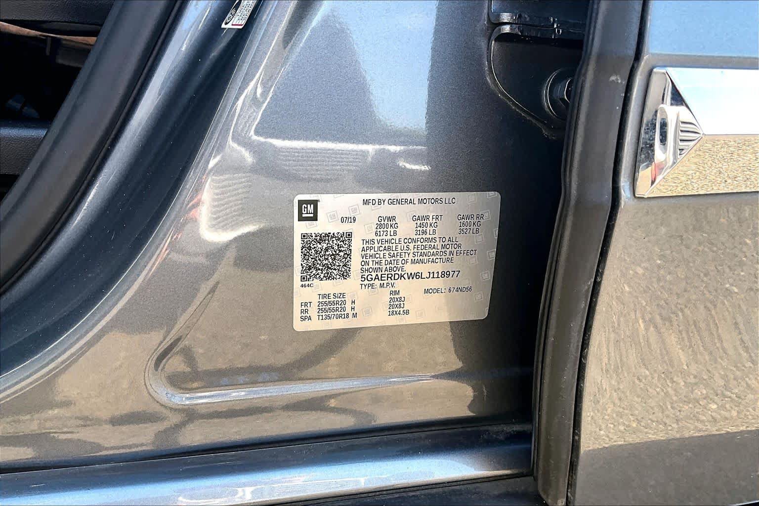 Used 2020 Buick Enclave Avenir w/ Avenir Technology Package FWD image 36