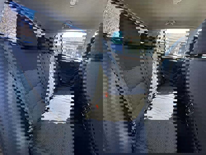 Used 2013 Volkswagen Golf 4-Door image 23