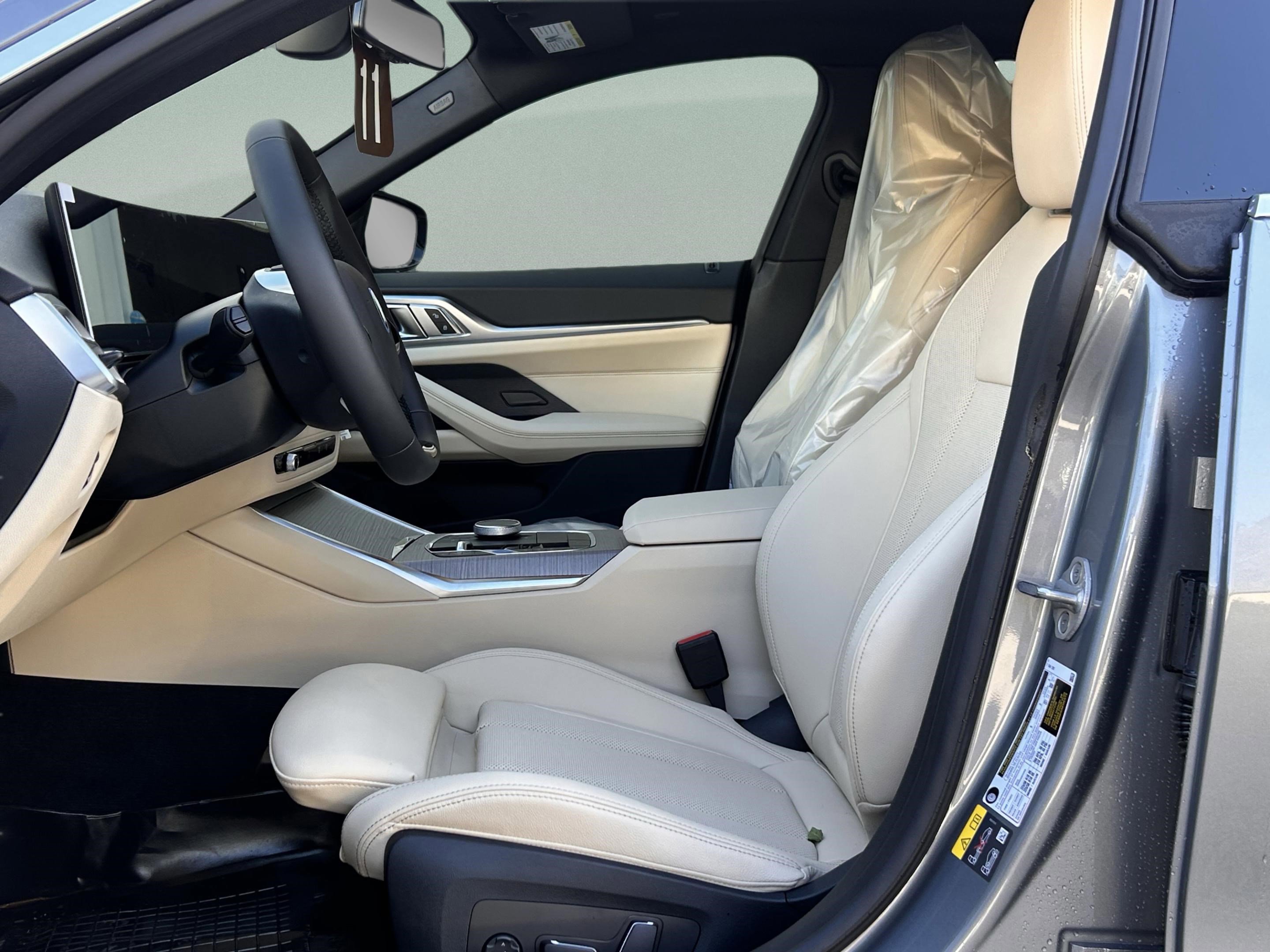 Used 2025 BMW i4 eDrive40 w/ Premium Package image 21