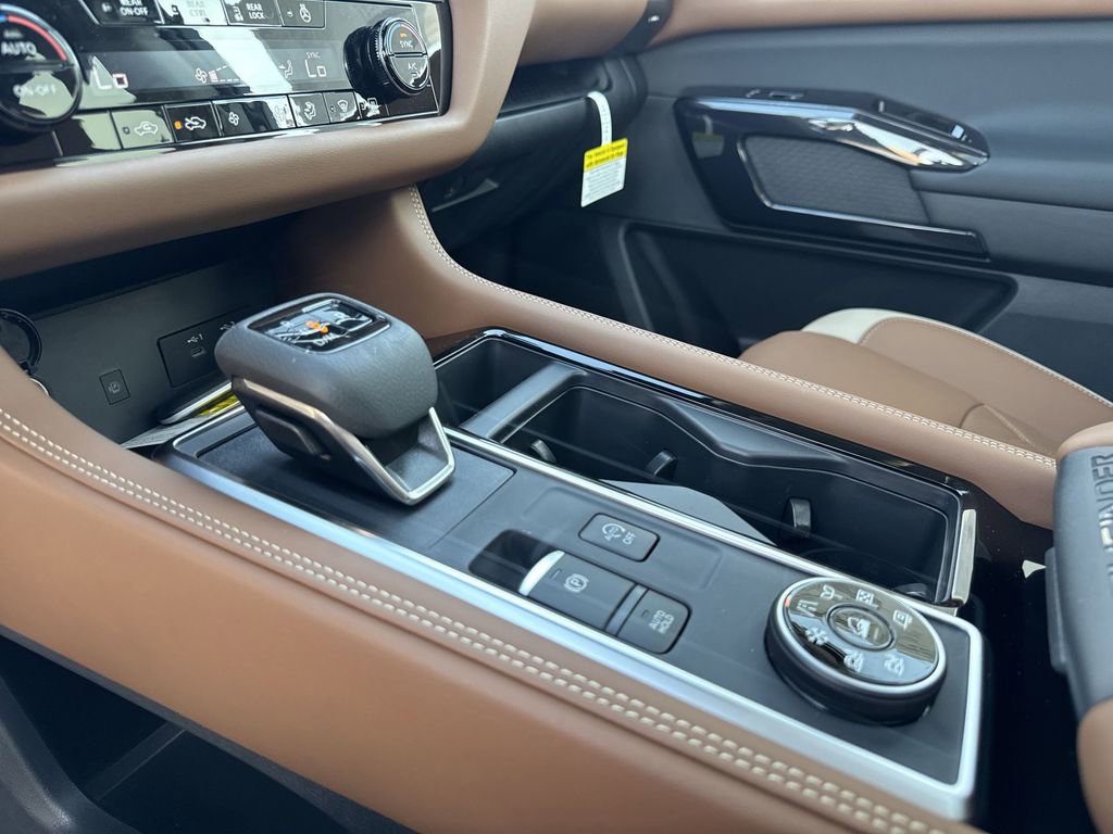 New 2026 Nissan Pathfinder Platinum AWD/4WD image 20