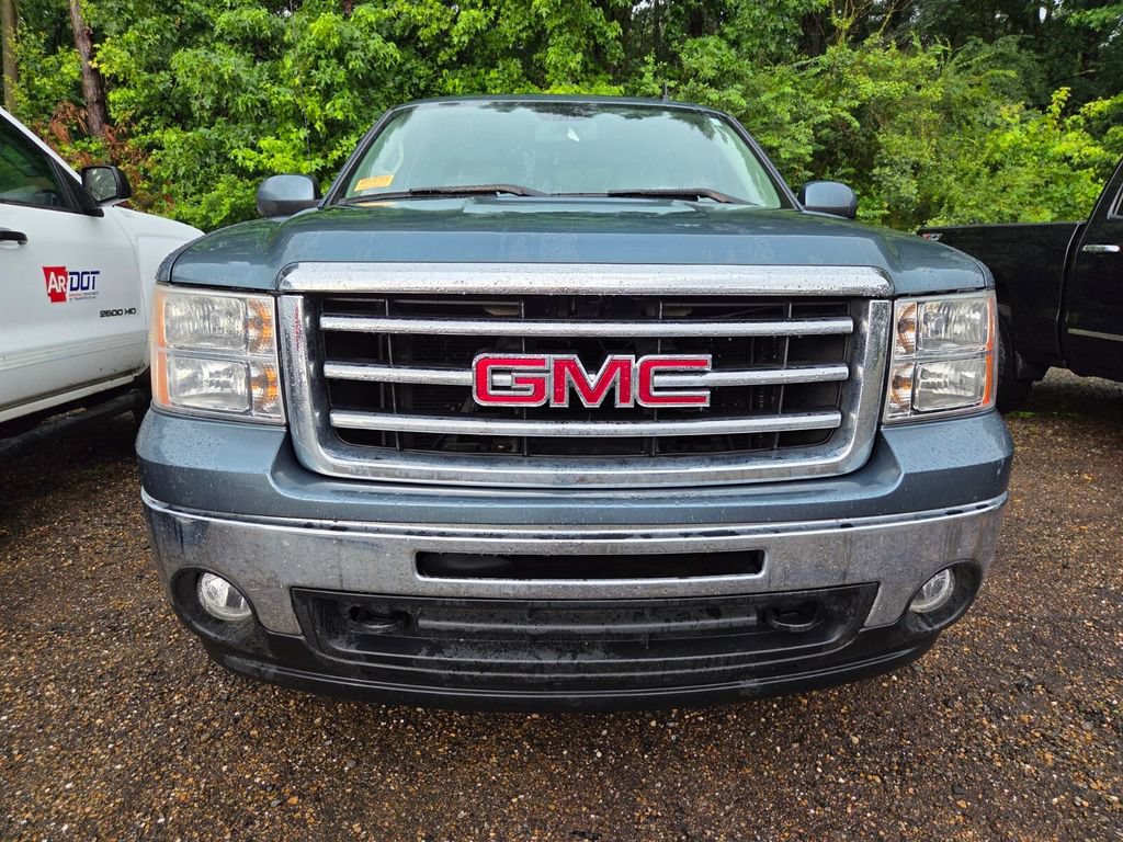 Used 2012 GMC Sierra 1500 SLT w/ SLT Convenience Package AWD/4WD image 2