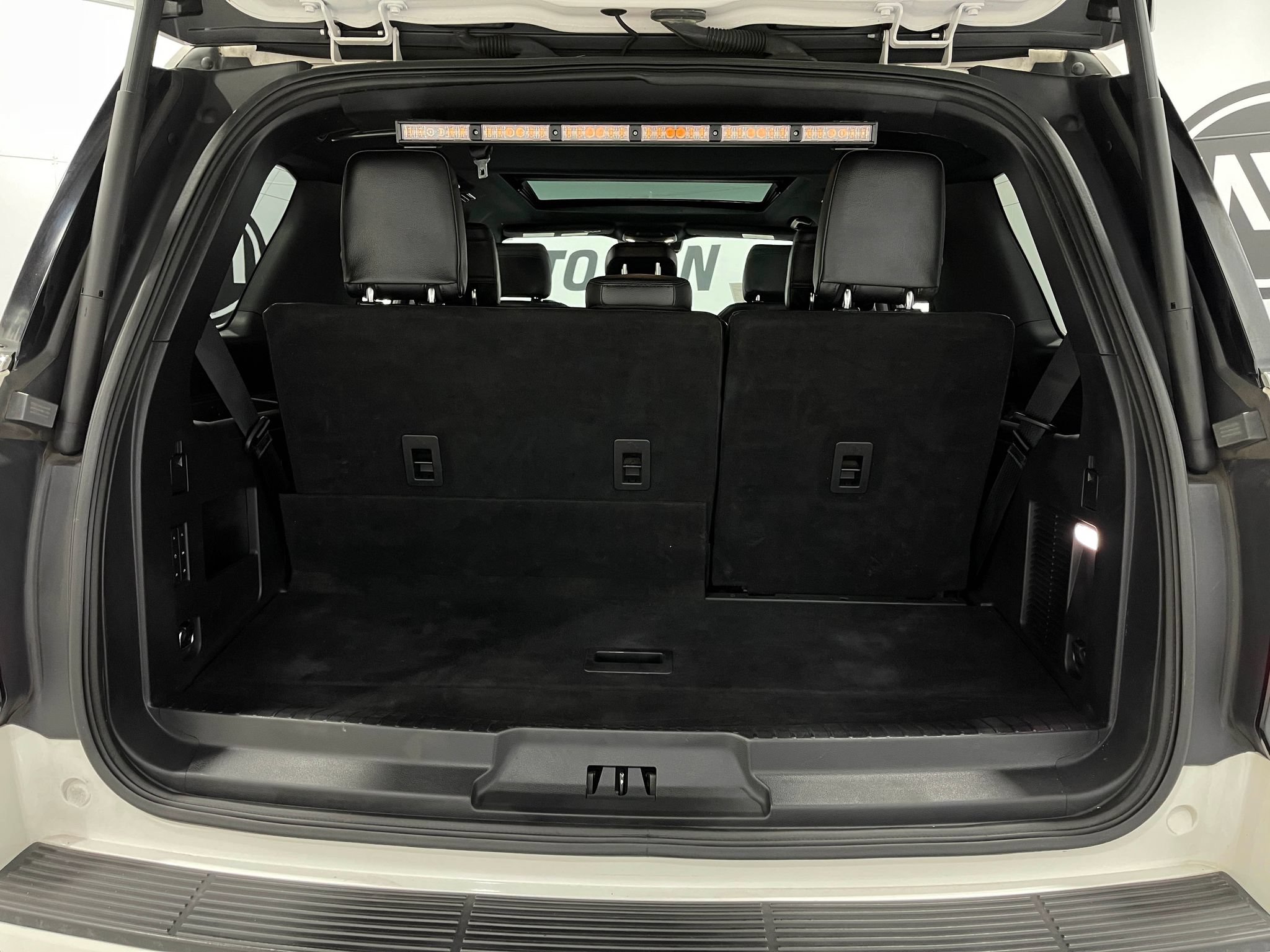Used 2019 Ford Expedition Limited w/ Equipment Group 302A AWD/4WD image 25