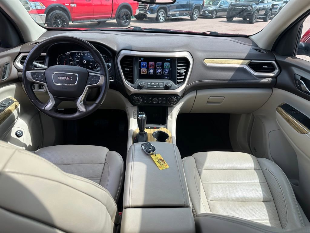 Used 2019 GMC Acadia Denali w/ Technology Package AWD/4WD image 26