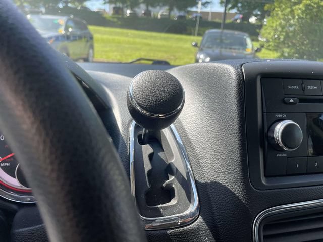 Used 2016 Dodge Grand Caravan SE w/ Quick Order Package 29E SE FWD image 28