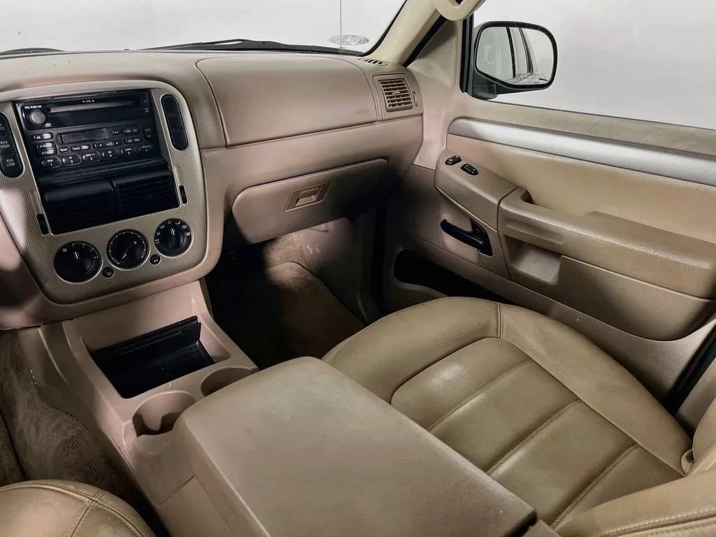 Used 2003 Ford Explorer XLT AWD/4WD image 22