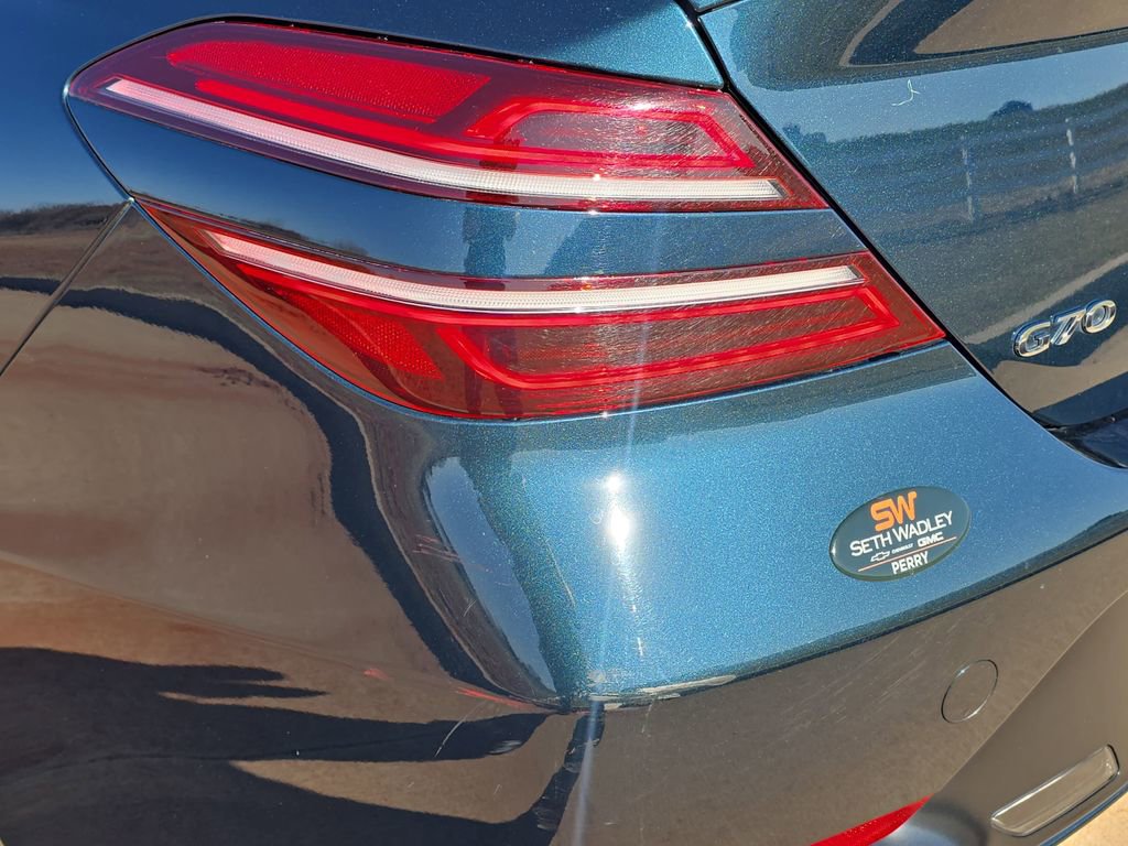 Used 2025 Genesis G70 2.5T RWD image 33