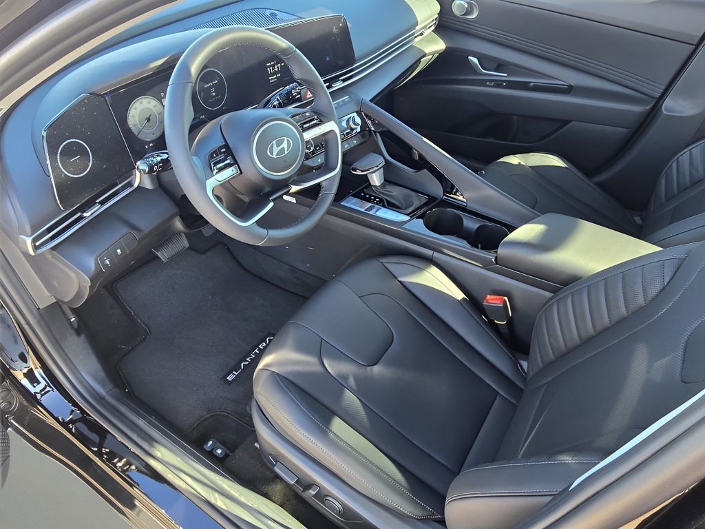 New 2026 Hyundai Elantra Limited FWD image 24