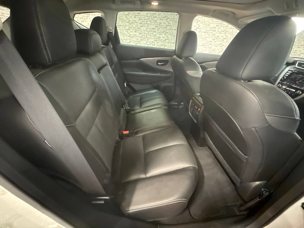 Used 2022 Nissan Murano SL w/ SL Moonroof Package FWD image 13