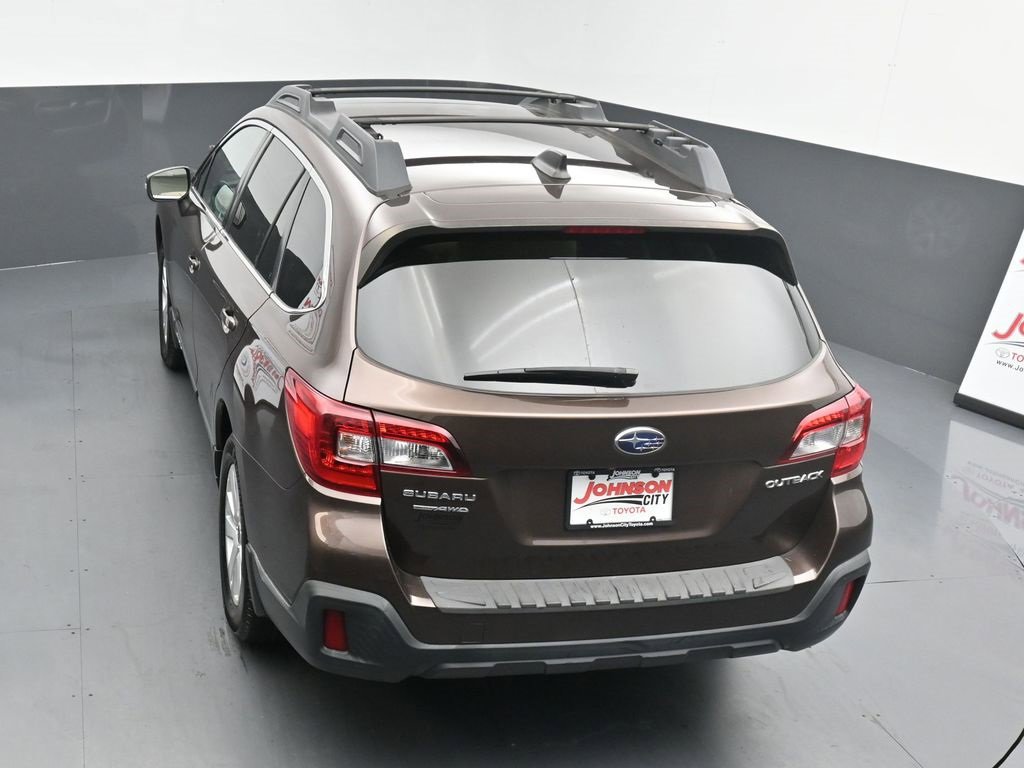 Used 2019 Subaru Outback 2.5i Premium image 14