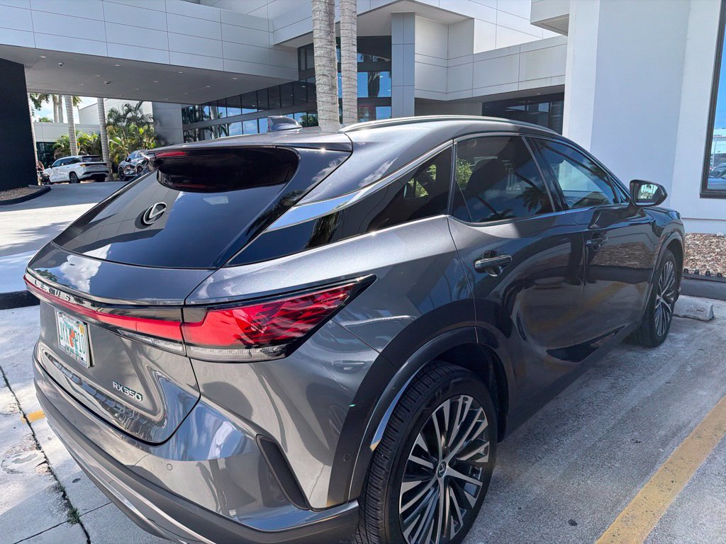 Used 2024 Lexus RX 350 Premium Plus w/ Convenience Package FWD image 5