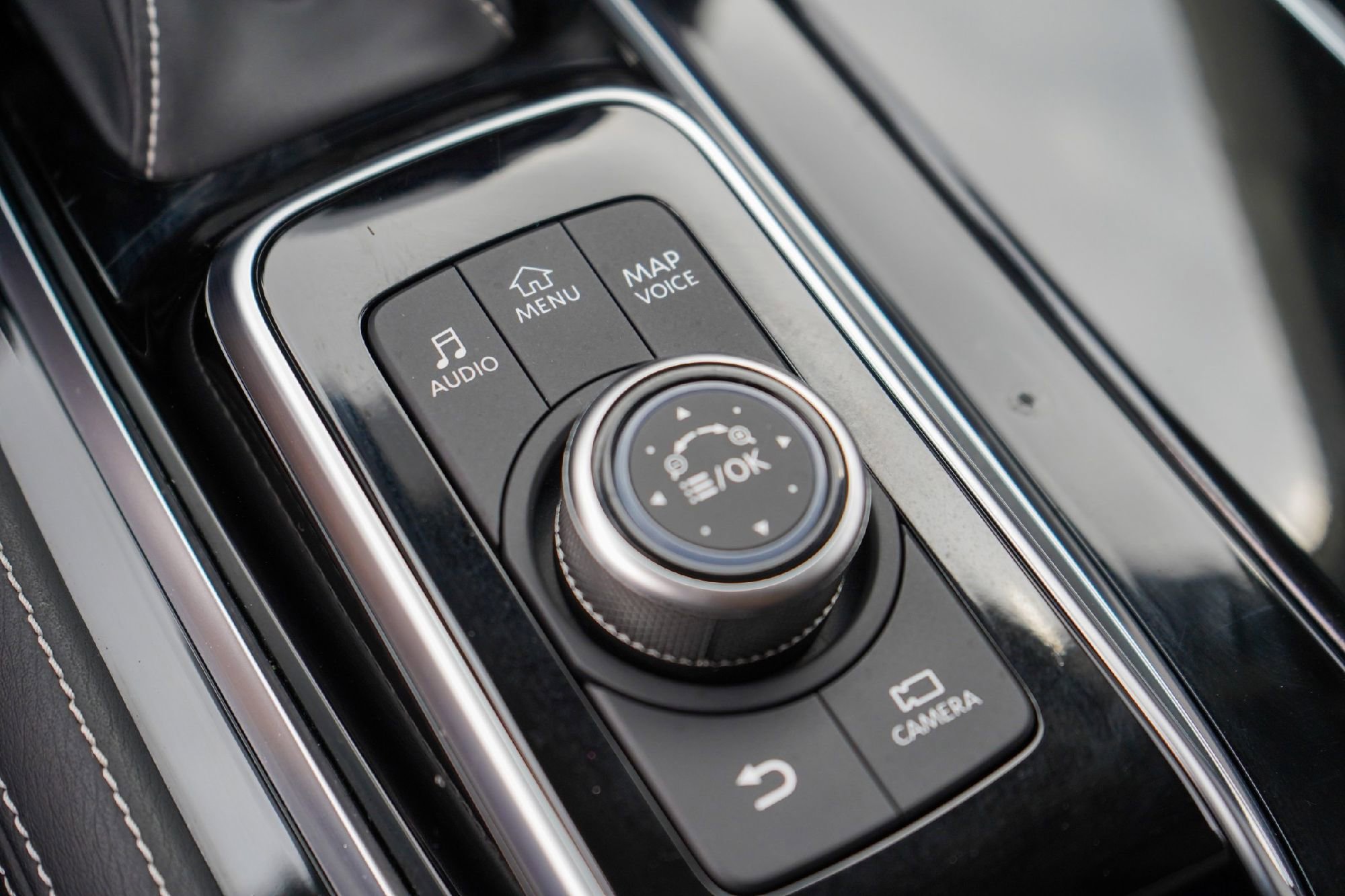 Certified 2024 INFINITI QX80 Premium Select w/ Cargo Package image 14