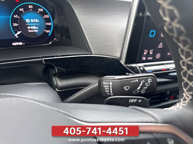 Used 2024 Volkswagen Atlas Cross Sport SE AWD/4WD image 43