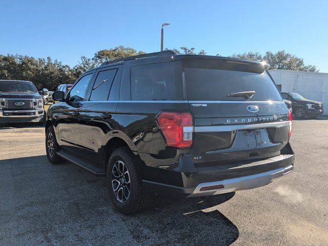 Certified 2024 Ford Expedition XLT image 7