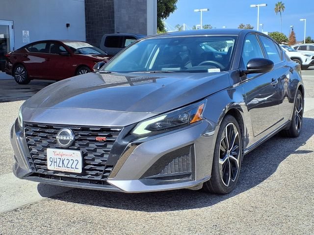Used 2024 Nissan Altima 2.5 SR FWD image 28