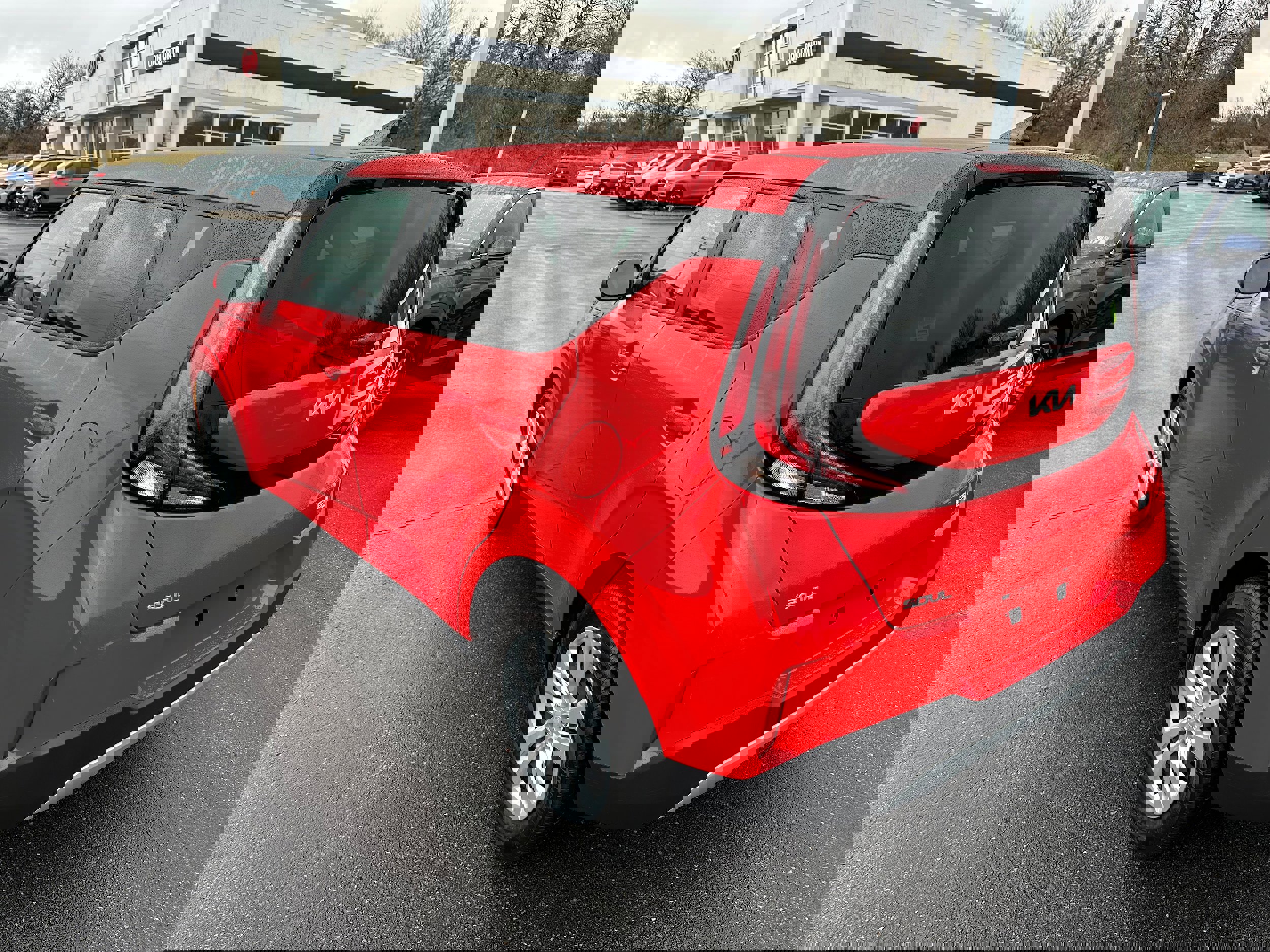 Used 2023 Kia Soul LX image 7