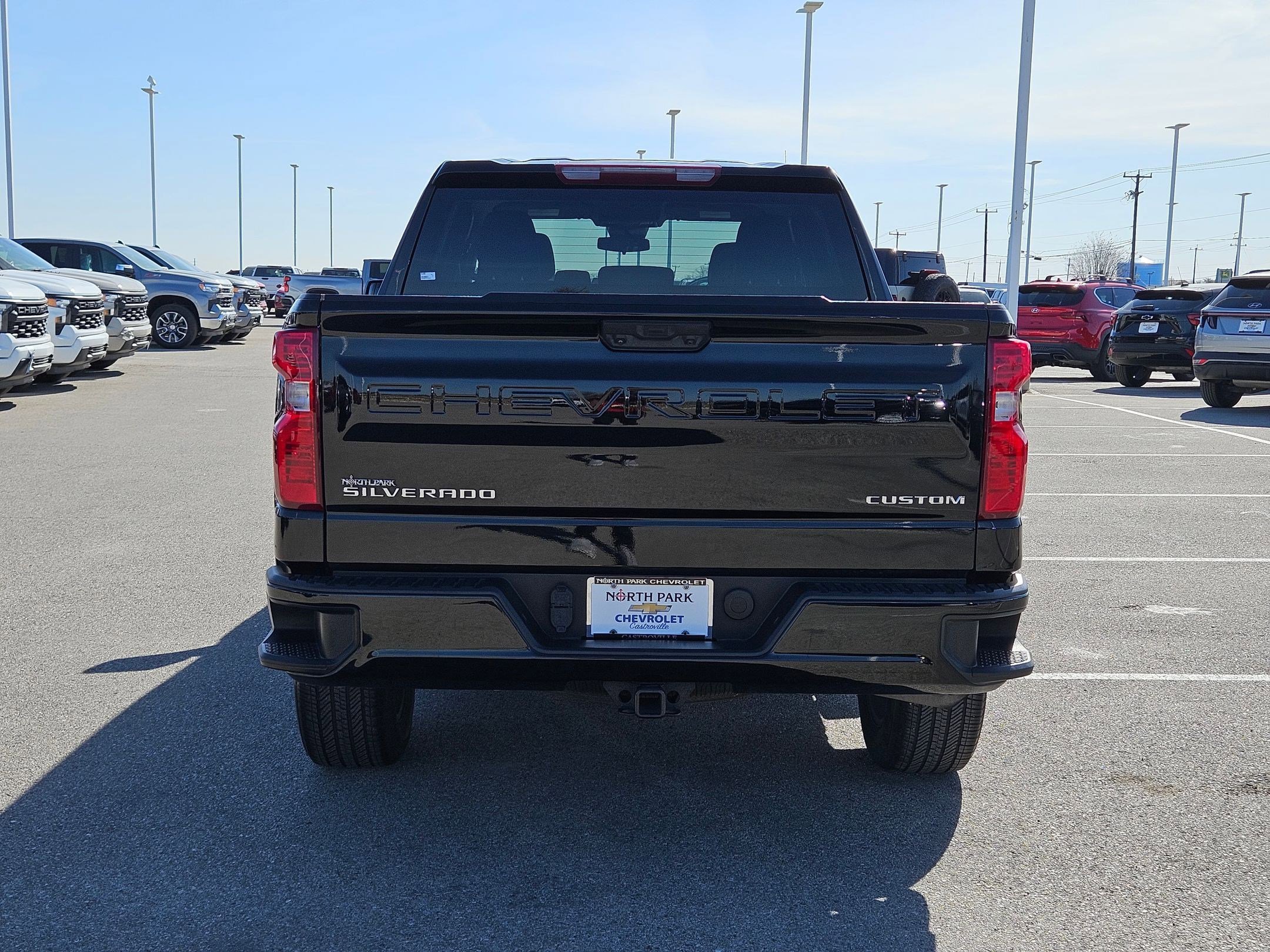 Used 2023 Chevrolet Silverado 1500 Custom image 4