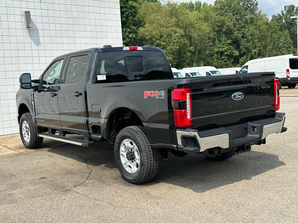 New 2026 Ford F250 XLT w/ XLT Premium Package AWD/4WD image 37