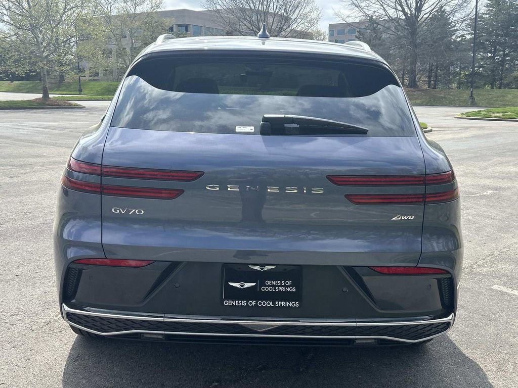 New 2026 Genesis GV70 2.5T Select image 6