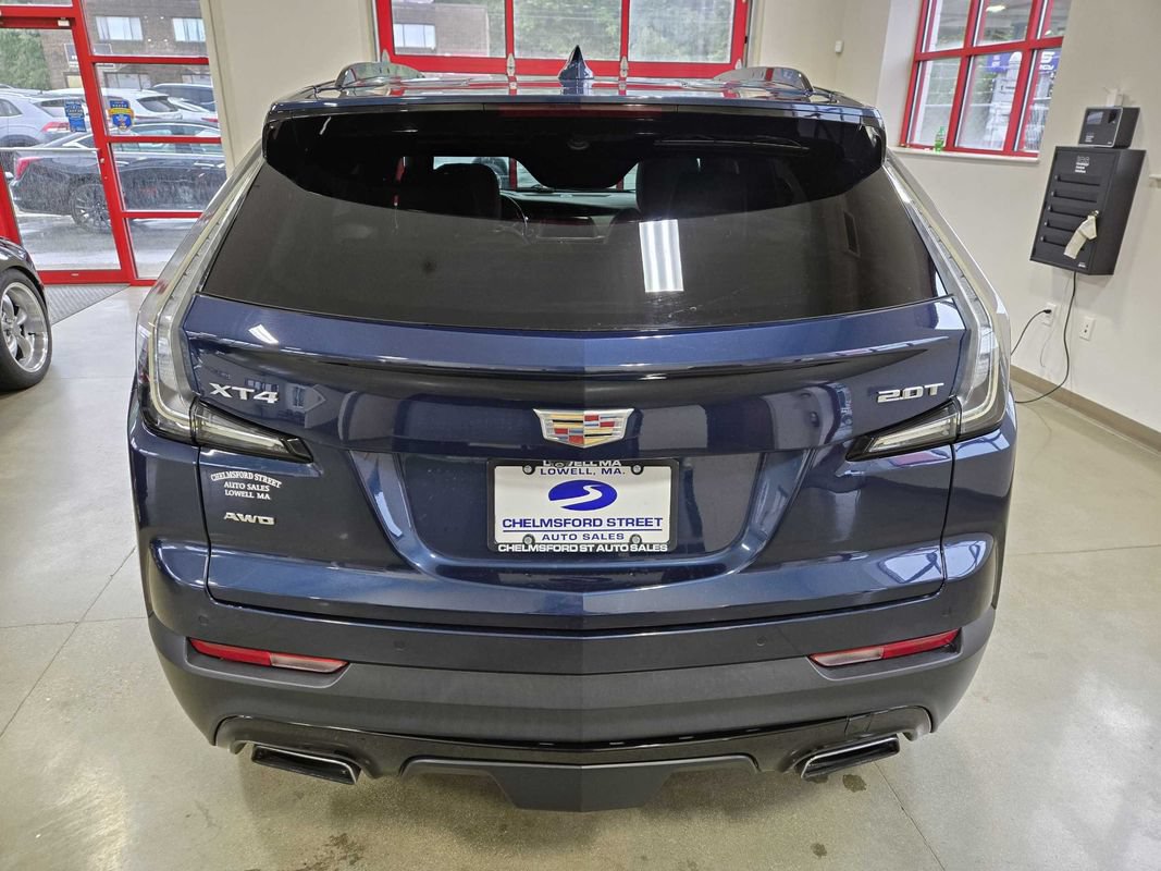 Used 2019 Cadillac XT4 Sport AWD/4WD image 4