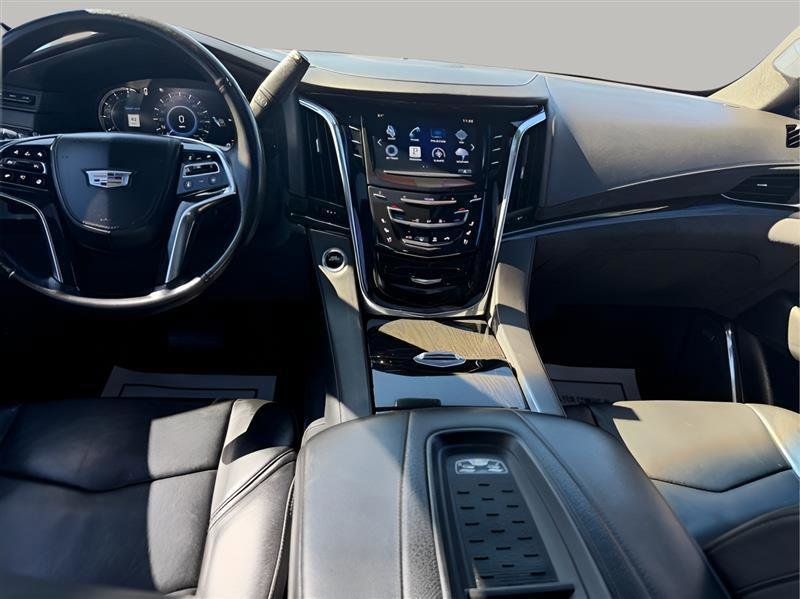 Used 2016 Cadillac Escalade Platinum image 19