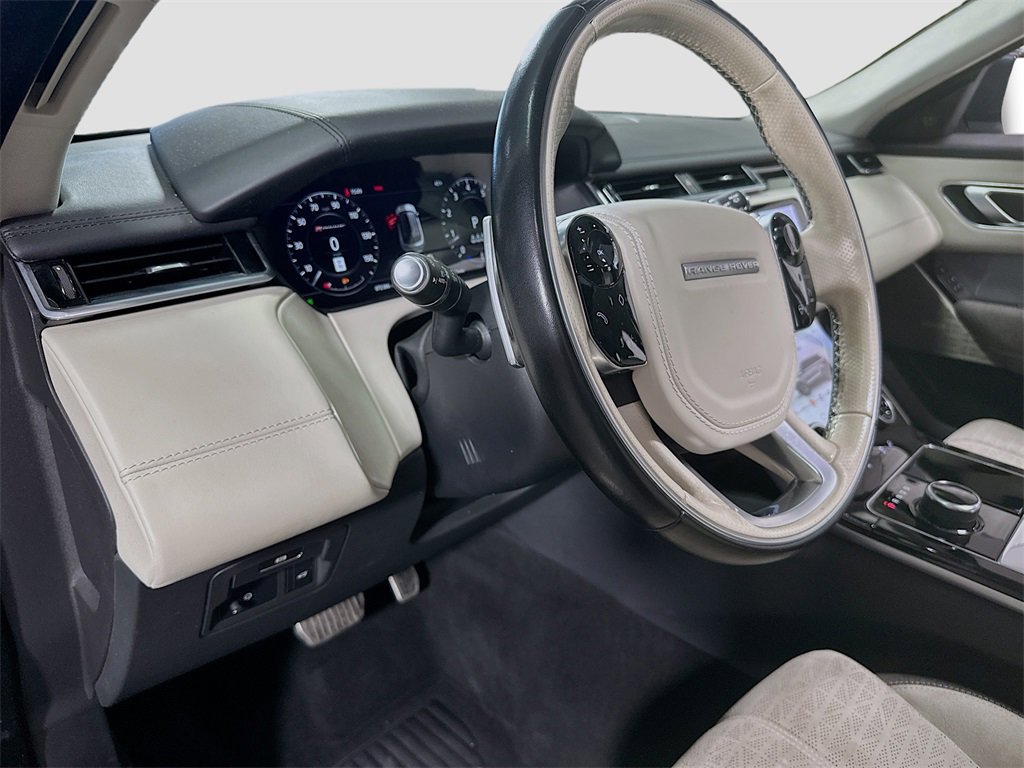 Used 2019 Land Rover Range Rover Velar R-Dynamic SE image 10