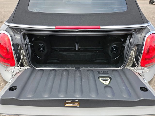 Used 2016 MINI Cooper S image 6