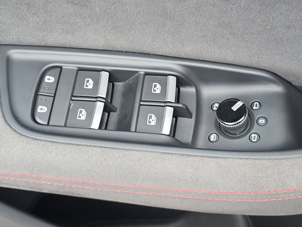 Used 2026 Audi RS Q8 performance AWD/4WD image 30