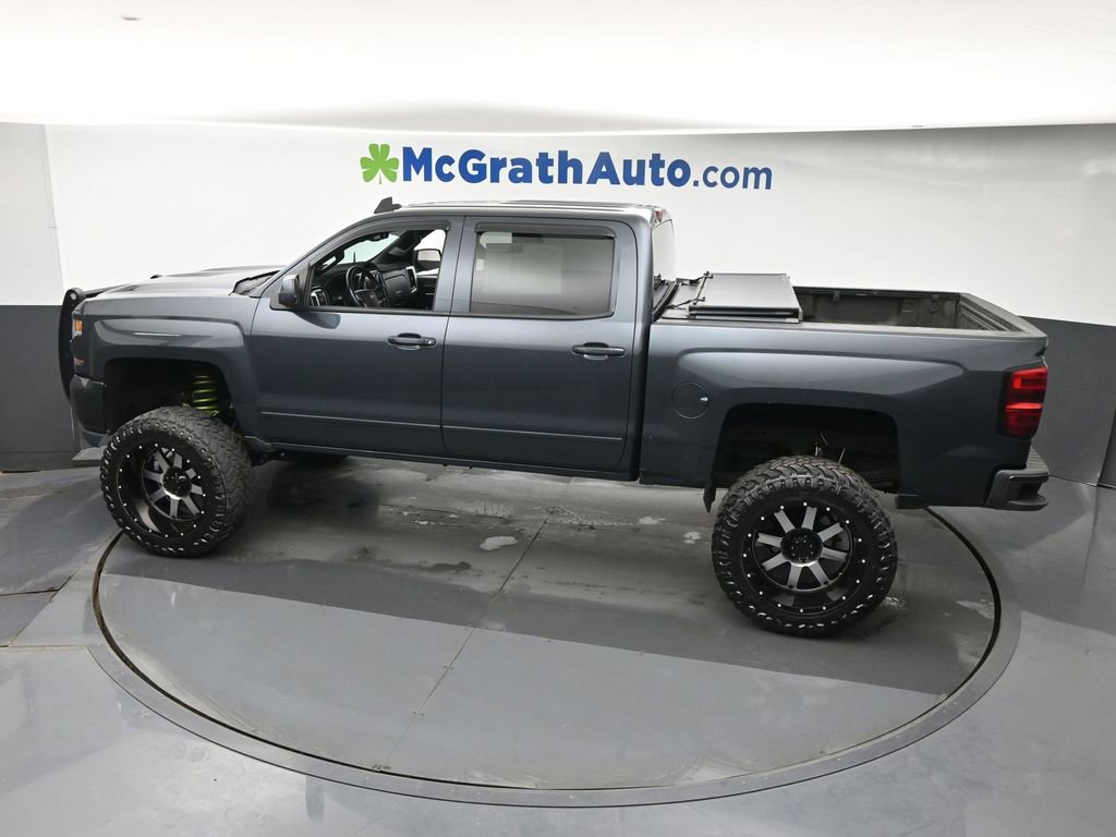 Used 2018 Chevrolet Silverado 1500 LT w/ All Star Edition AWD/4WD image 21