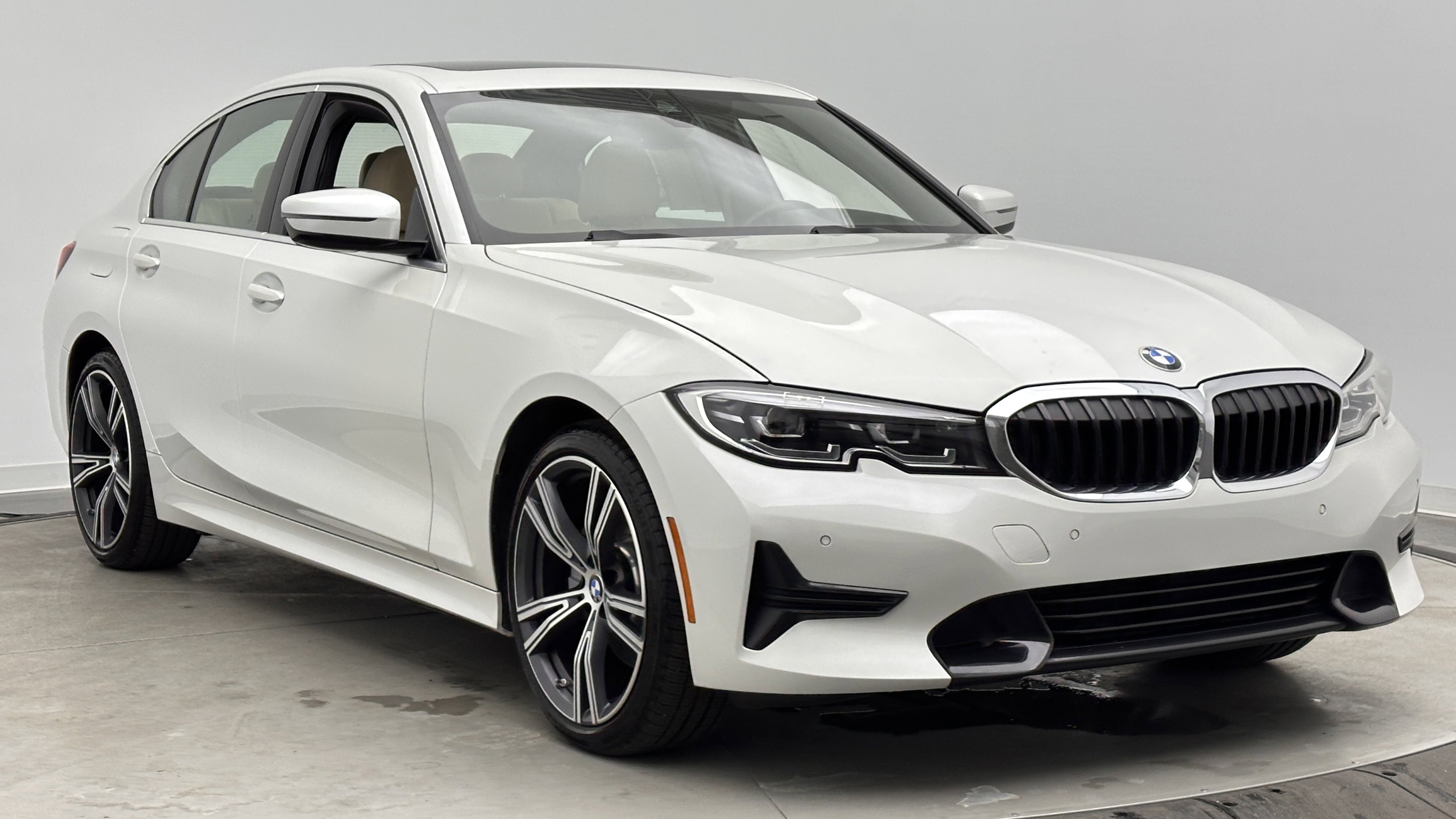 Used 2021 BMW 330e w/ Premium Package image 3