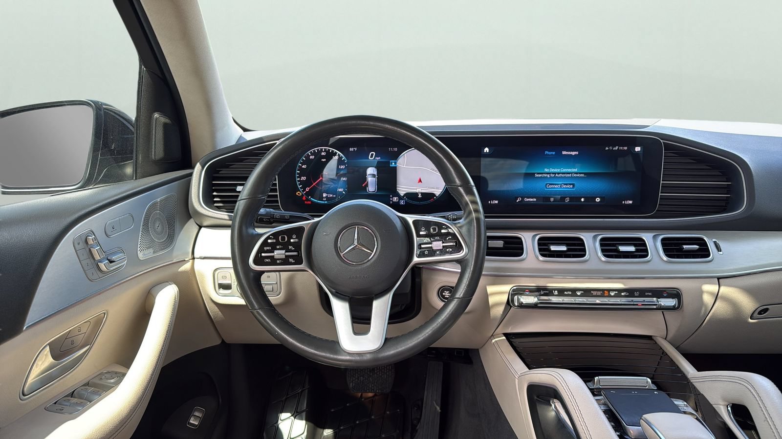 Used 2020 Mercedes-Benz GLE 350 4MATIC w/ Premium Package image 12