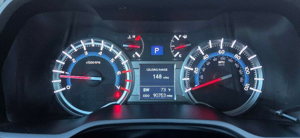 Used 2018 Toyota 4Runner TRD Off-Road AWD/4WD image 25