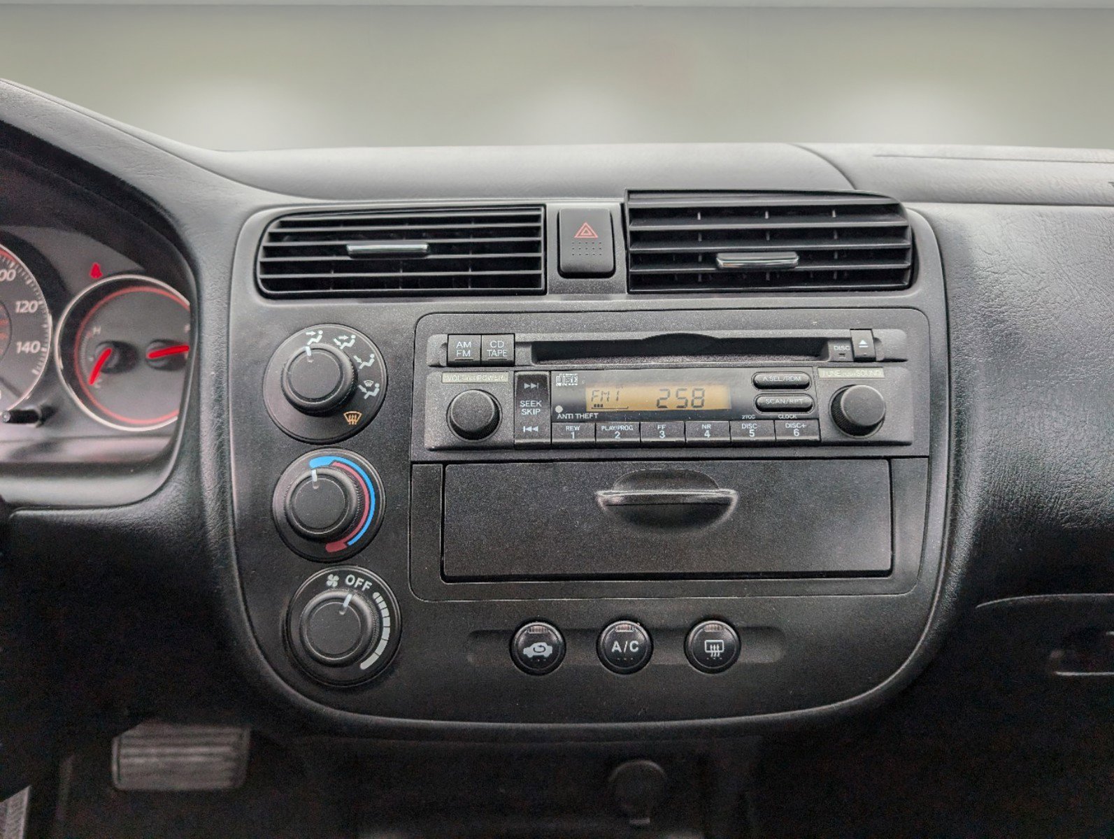 Used 2005 Honda Civic LX image 15