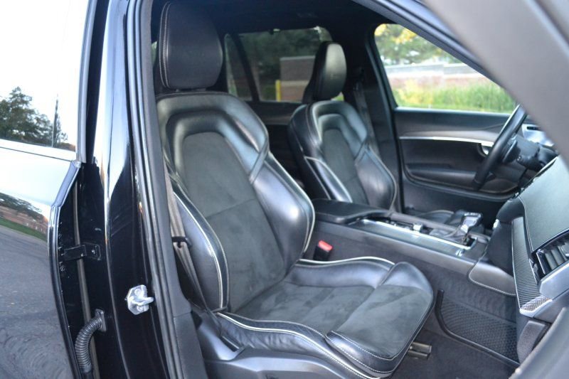 Used 2019 Volvo XC90 T6 R-Design w/ Protection Package image 27