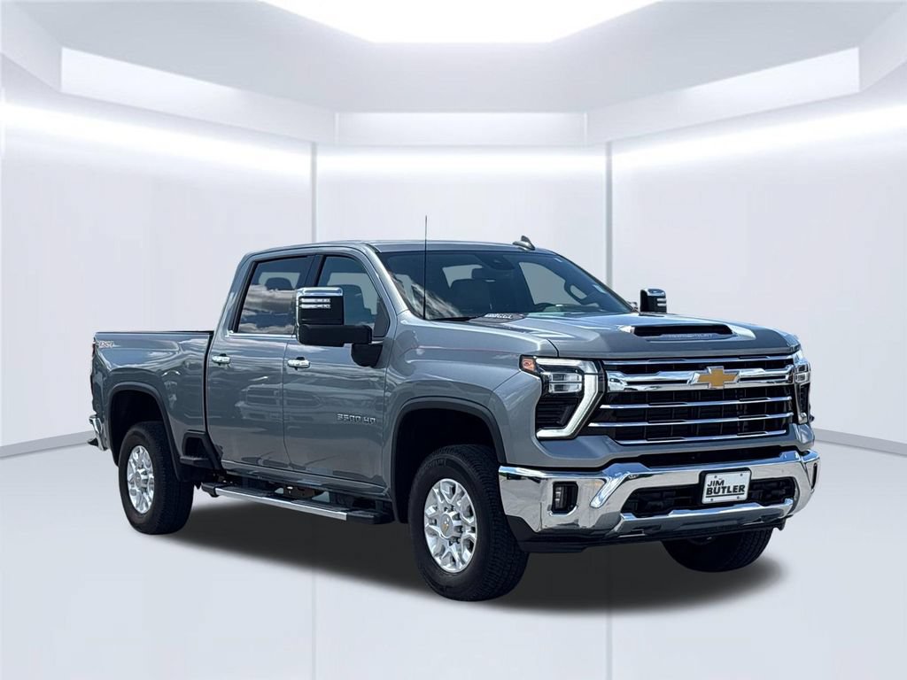 Used 2024 Chevrolet Silverado 3500 LTZ AWD/4WD image 10
