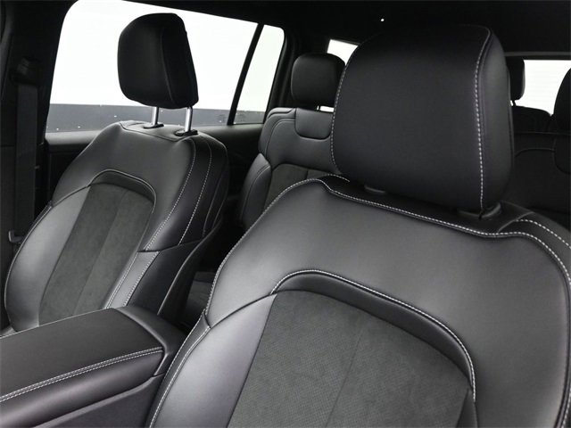 New 2025 Jeep Grand Cherokee L Altitude image 13