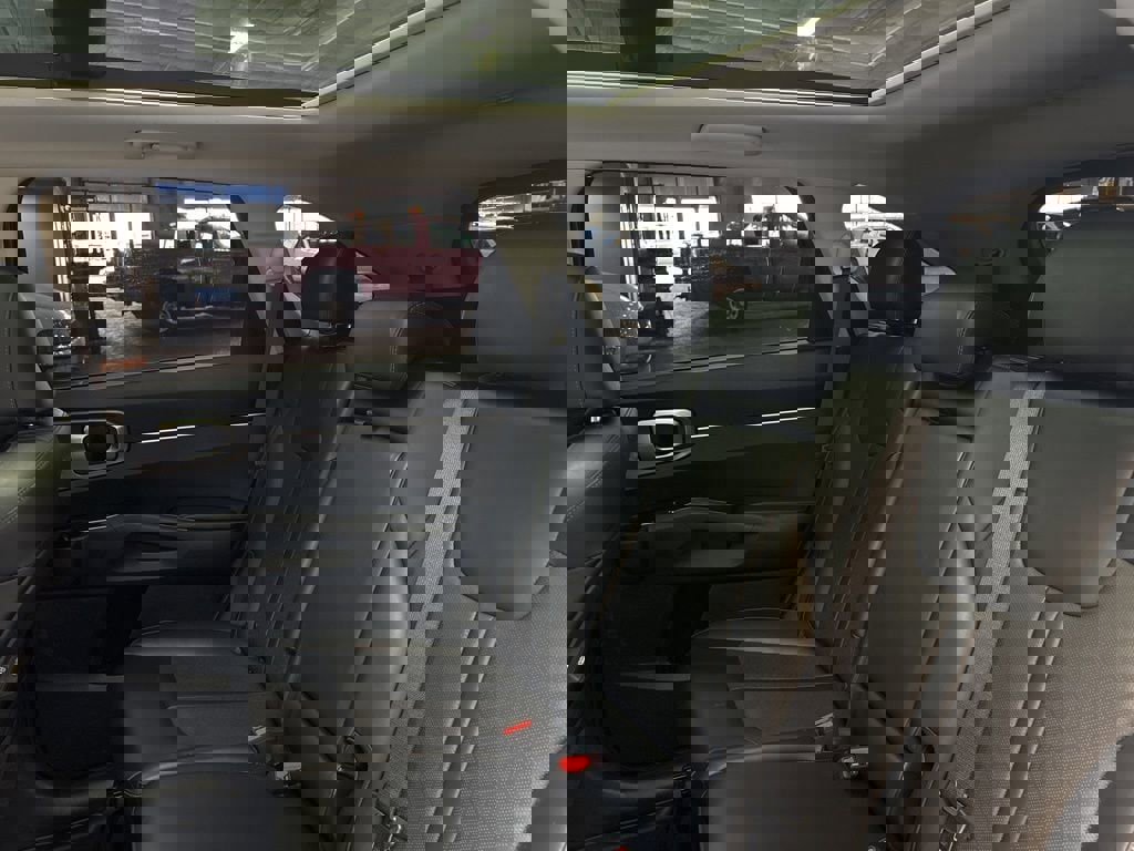 Used 2021 Kia Sorento S w/ Panoramic Sunroof Package image 24