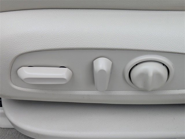 Used 2021 GMC Acadia Denali w/ Denali Technology Package image 22