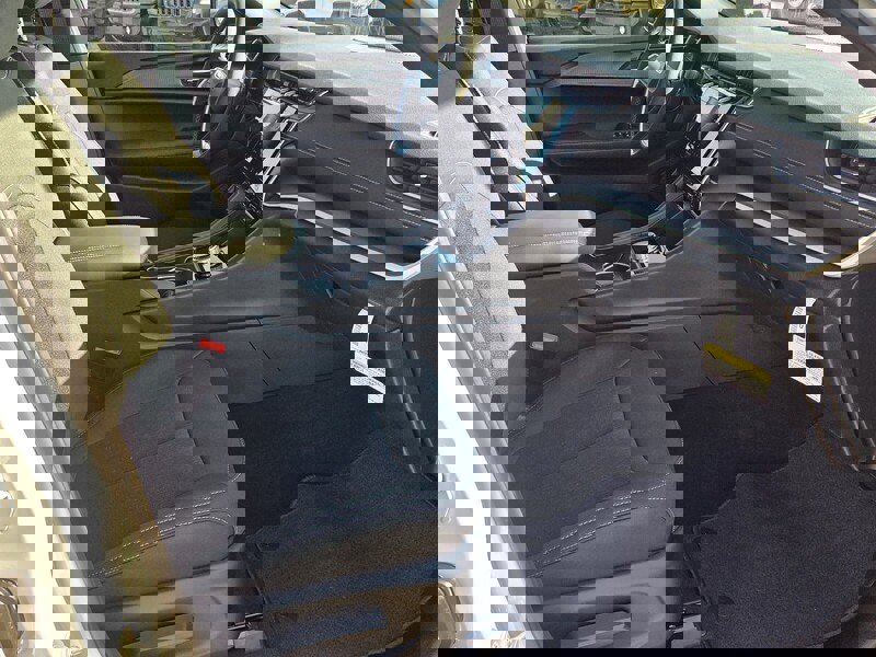 New 2026 Jeep Grand Cherokee L 4WD image 17