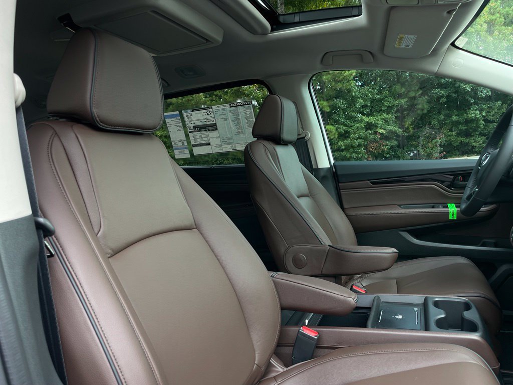 New 2027 Honda Odyssey Touring image 32