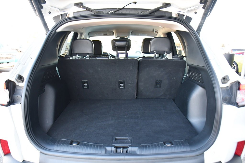 Used 2021 Ford Escape Titanium image 18