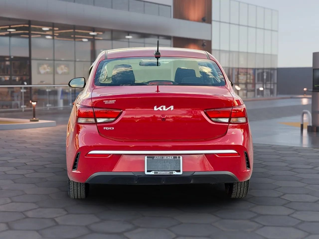 Used 2022 Kia Rio S image 9