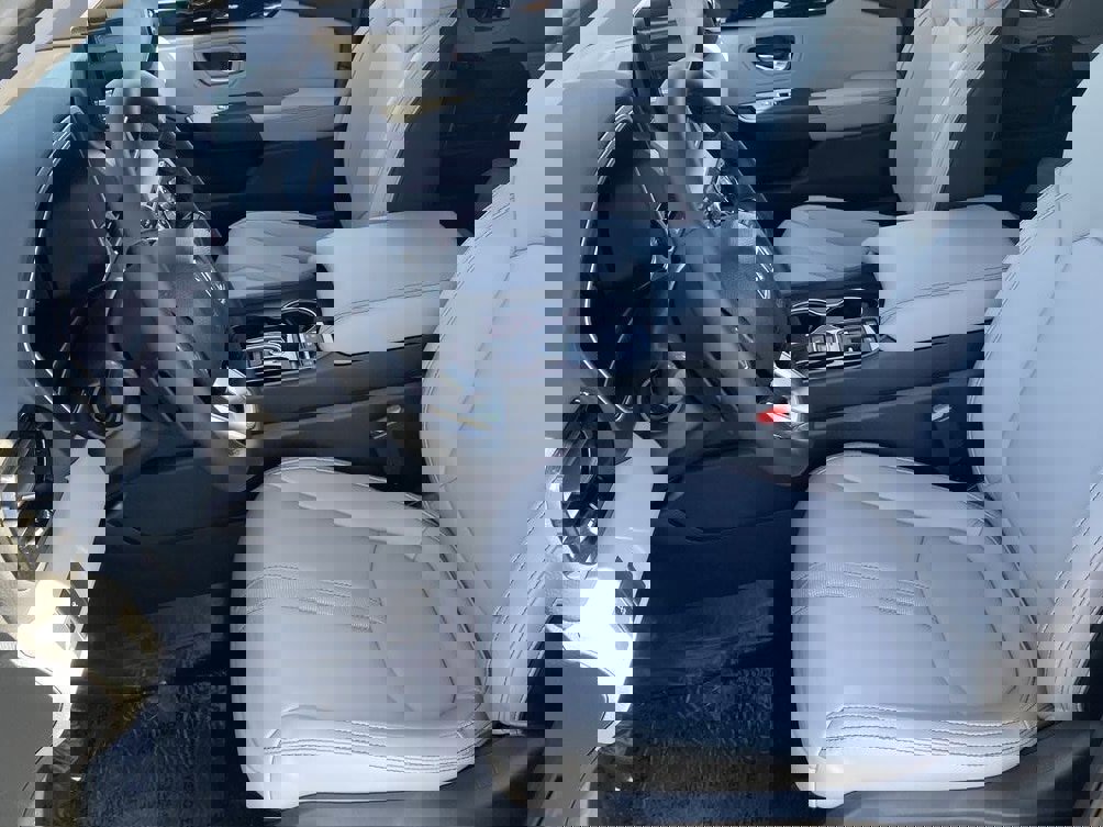 New 2025 Honda Pilot Touring image 18