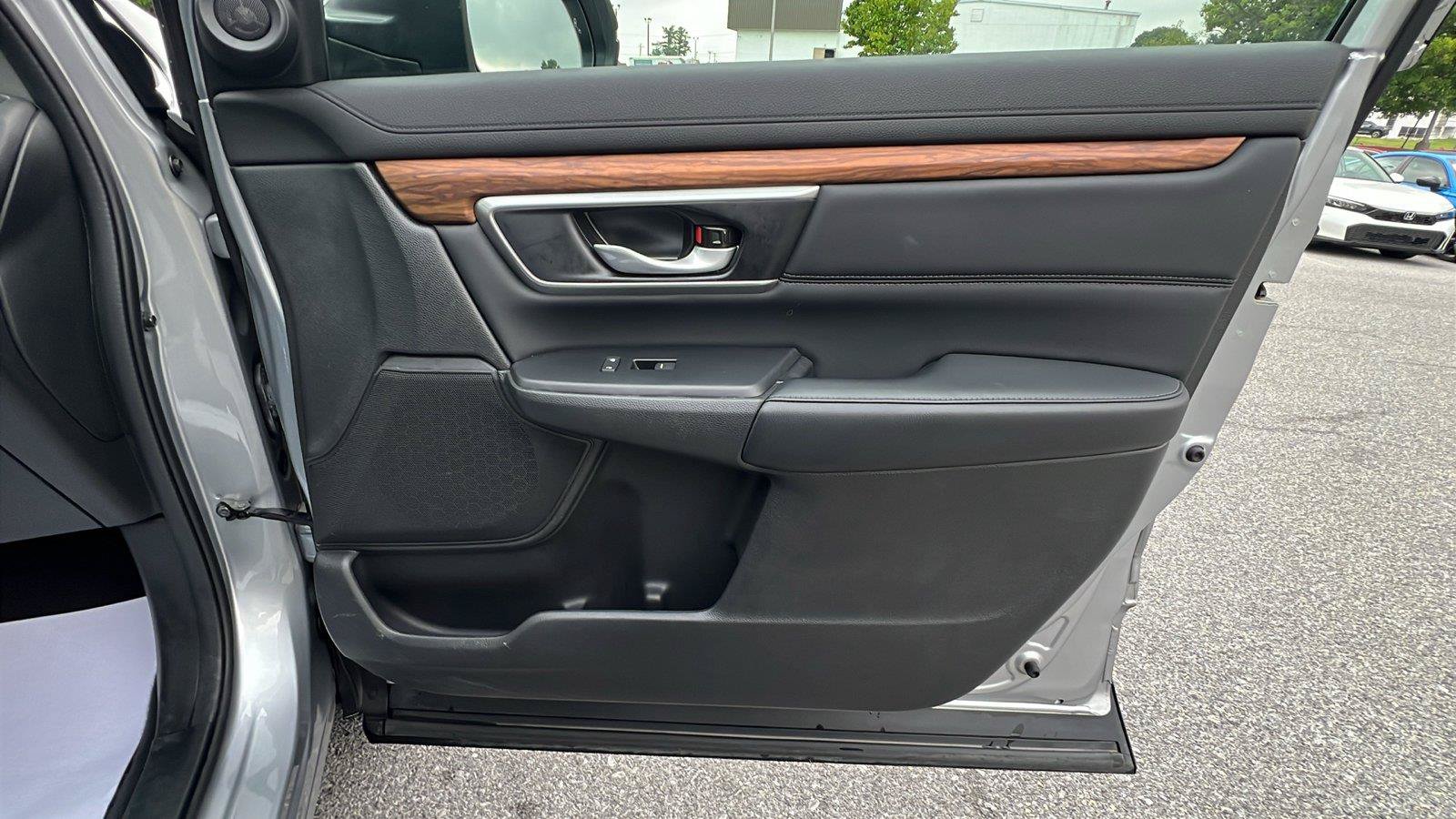 Used 2022 Honda CR-V EX-L image 12
