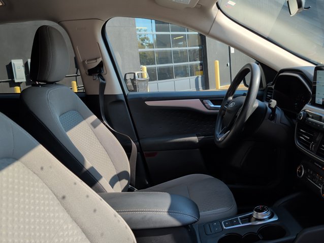 Used 2020 Ford Escape SE FWD image 26